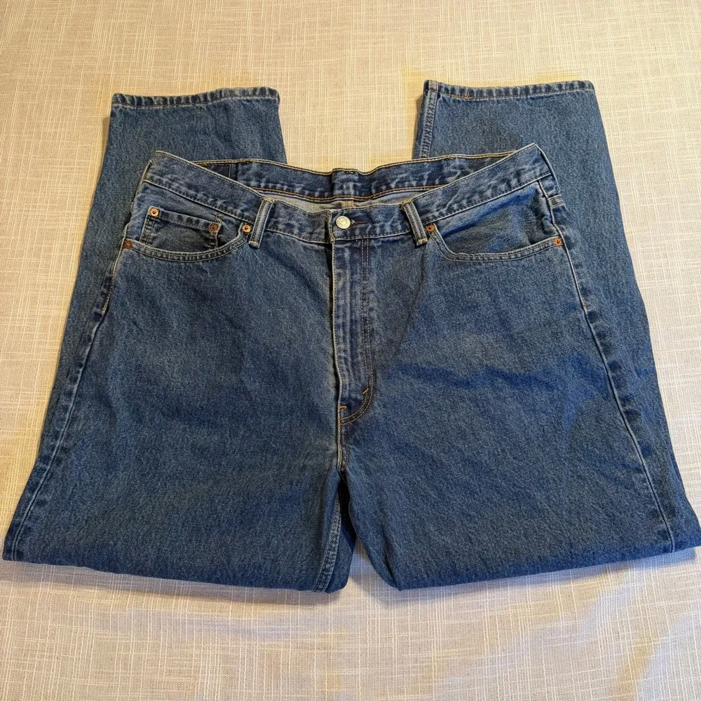 Levis 550 Relaxed Fit Tapered Leg Blue Jeans Mens 40x30 Medium Wash Cotton